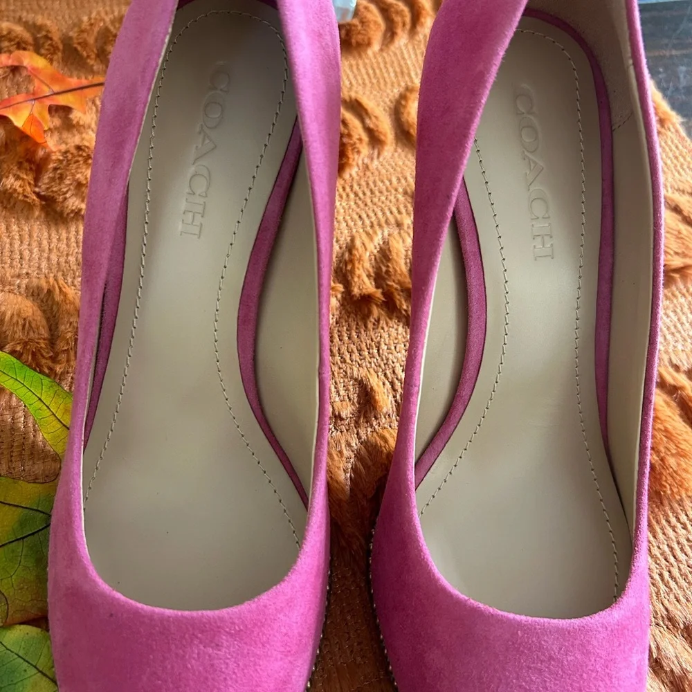 Coach Waverly85 Beadchain Suede Heels - Picture 3 of 9